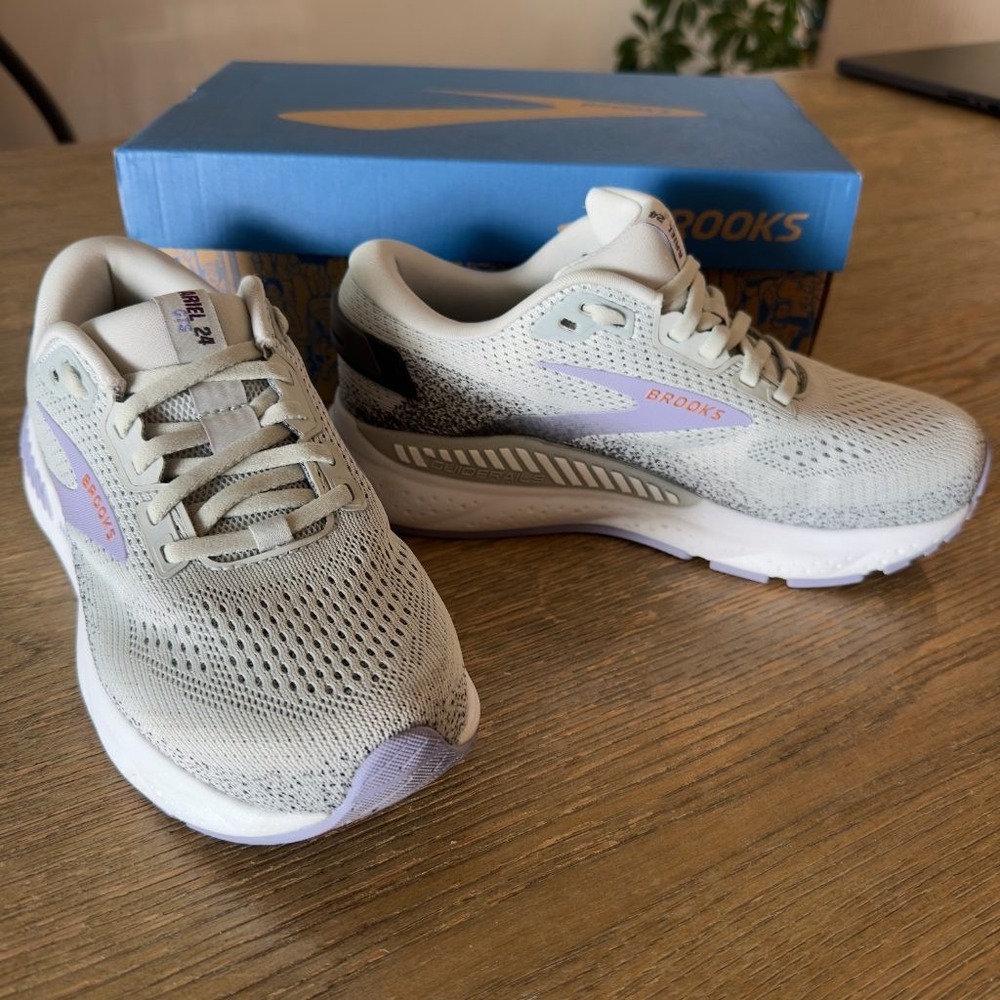 Brooks Ariel GTS 24 Womens Running Shoes Beige Purple GuideRails Support-Sz 6 W